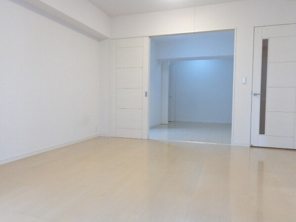 プレール・ドゥーク銀座EASTIIIの物件内観写真